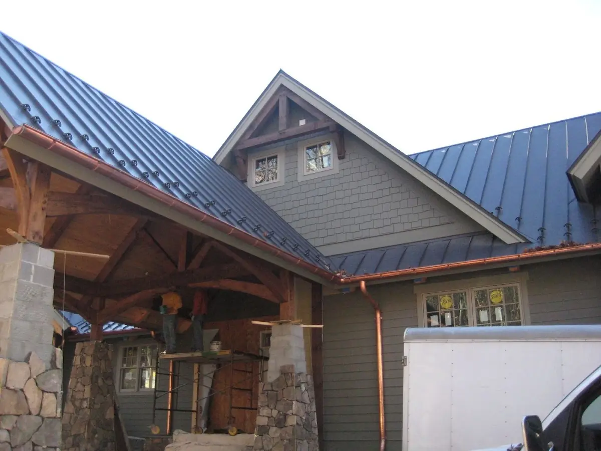 Craftsman Roofing team delivering quality roofing work in Fieldstream
